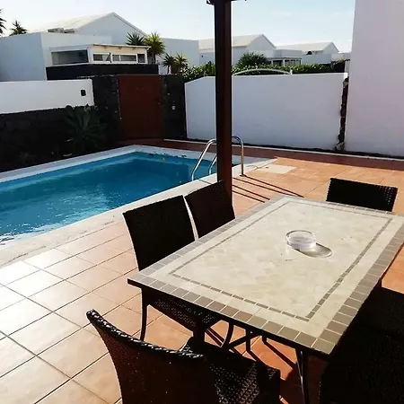 Inolvidable Con Piscina Privada, Wifi, Etc.. Villa Playa Blanca (Lanzarote)
